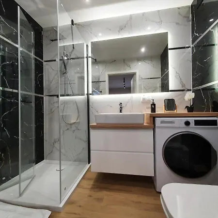 Apartament Nadmorski Blask Apartment *
